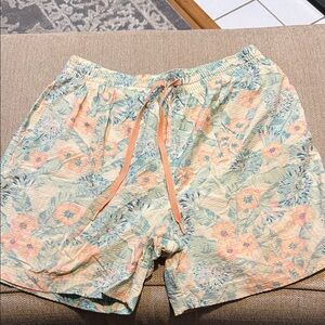 Chubbies Pastel Floral Men's Swim Trunks